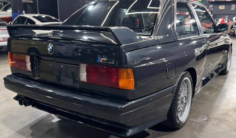 
								1989 BMW M3 E30 Coupe full									
