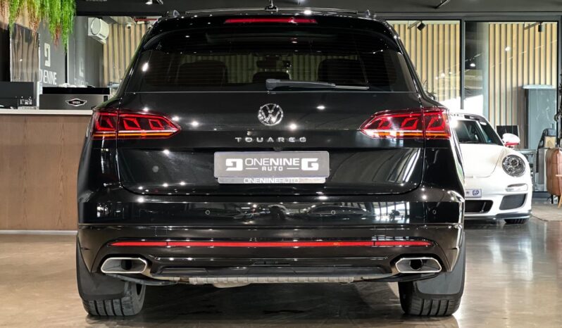 
								2023 Volkswagen Touareg V6 TDI Executive R-Line full									