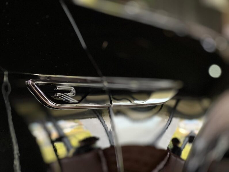 
								2023 Volkswagen Touareg V6 TDI Executive R-Line full									