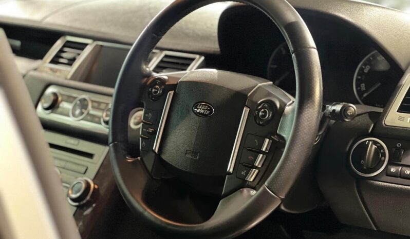 
								2011 Land Rover Range Rover Sport SDV6 HSE Luxury full									