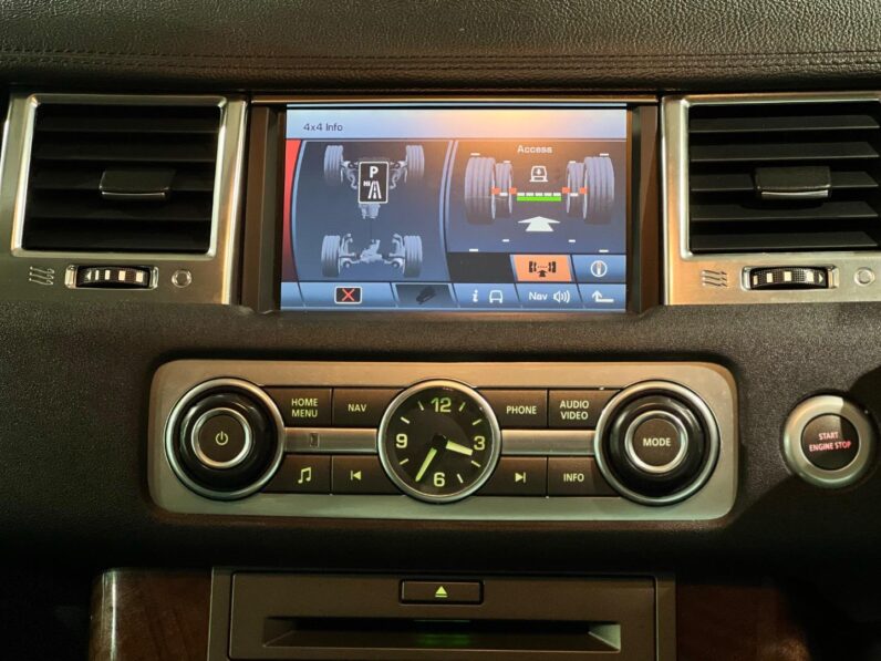 
								2011 Land Rover Range Rover Sport SDV6 HSE Luxury full									