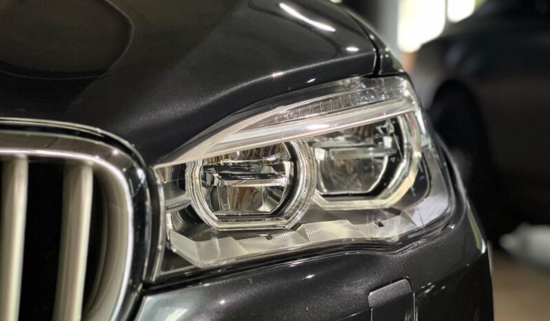 
								2018 BMW X5 xDrive50i Exterior Design Pure Experience full									