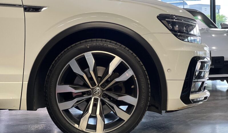 
								2018 Volkswagen Tiguan 2.0TSI 4Motion Highline R-Line full									