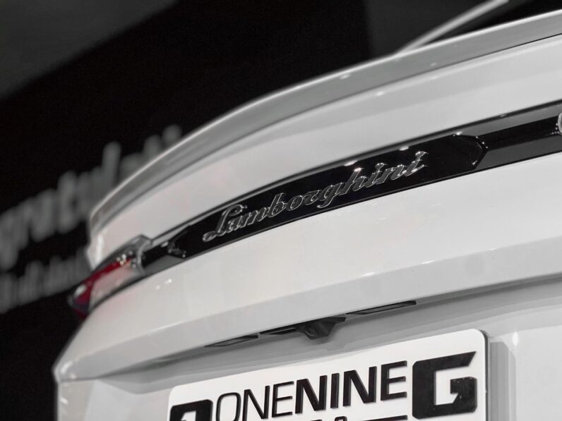 
								2019 Lamborghini Urus Urus full									