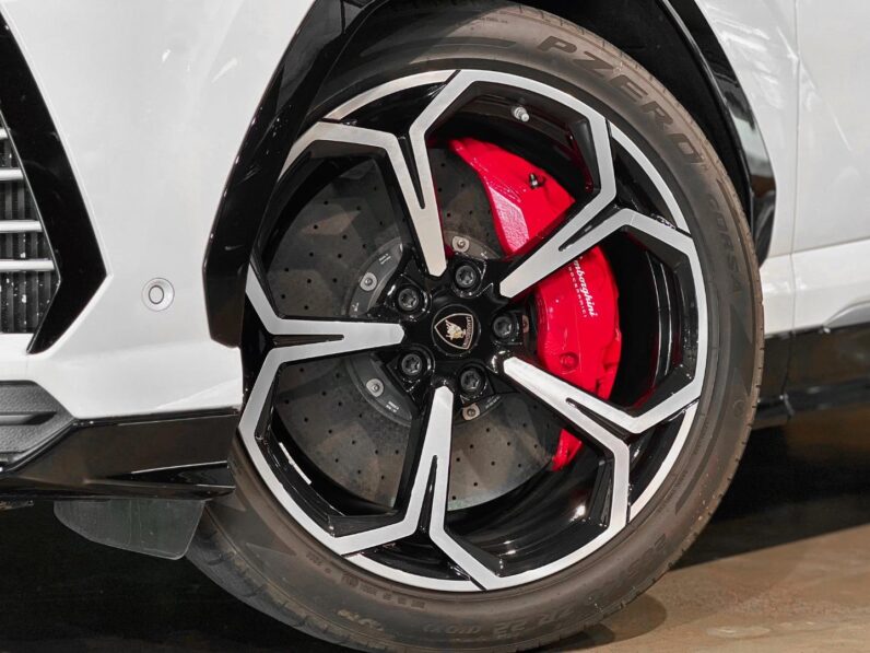 
								2019 Lamborghini Urus Urus full									