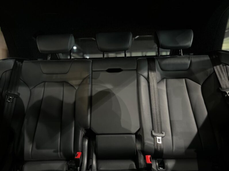 
								2021 Audi SQ8 TDI Quattro full									