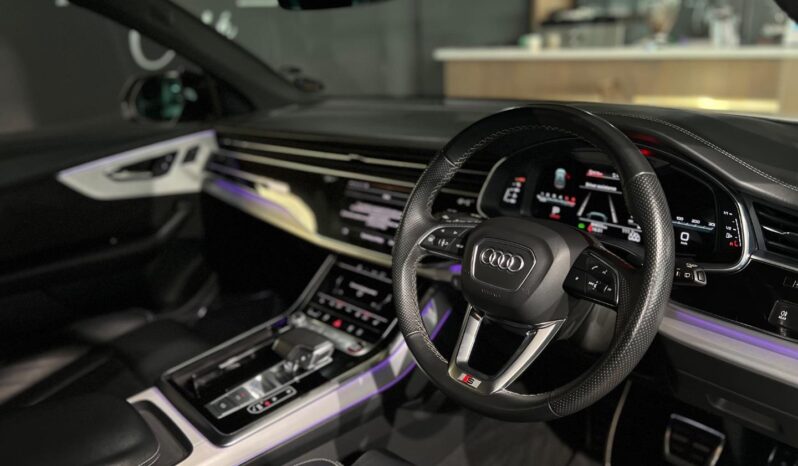 
								2021 Audi SQ8 TDI Quattro full									