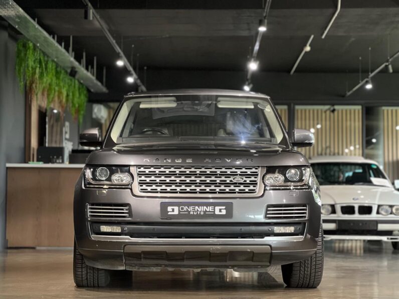 
								2014 Land Rover Range Rover Vogue SE Supercharged full									