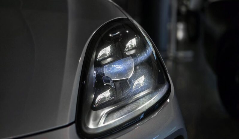 
								2018 Porsche Cayenne S full									