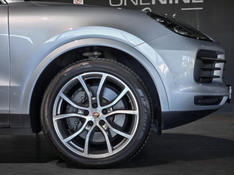 
								2018 Porsche Cayenne S full									