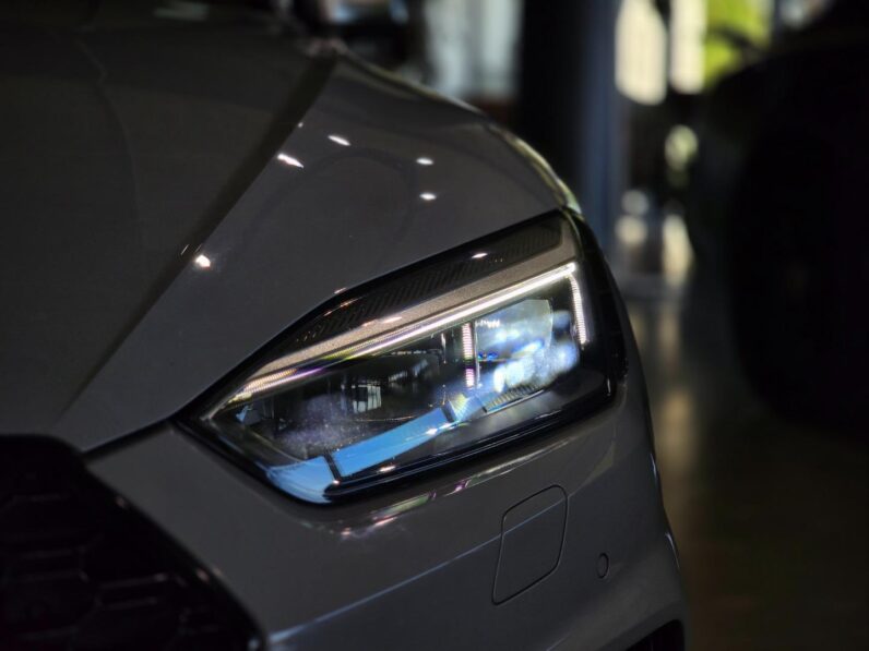 
								2018 Audi RS5 Coupe Quattro full									