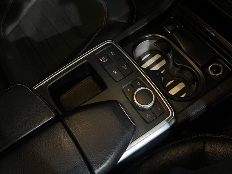 
								2013 Mercedes-Benz ML ML350 BlueTec full									