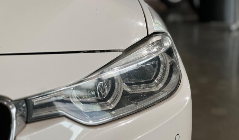 
								2017 BMW 3 Series 320i M Sport Auto full									