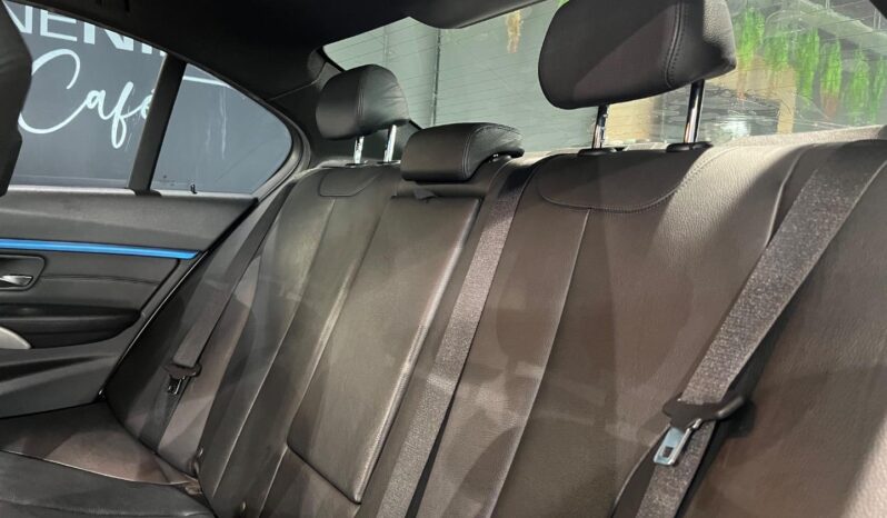 
								2017 BMW 3 Series 320i M Sport Auto full									