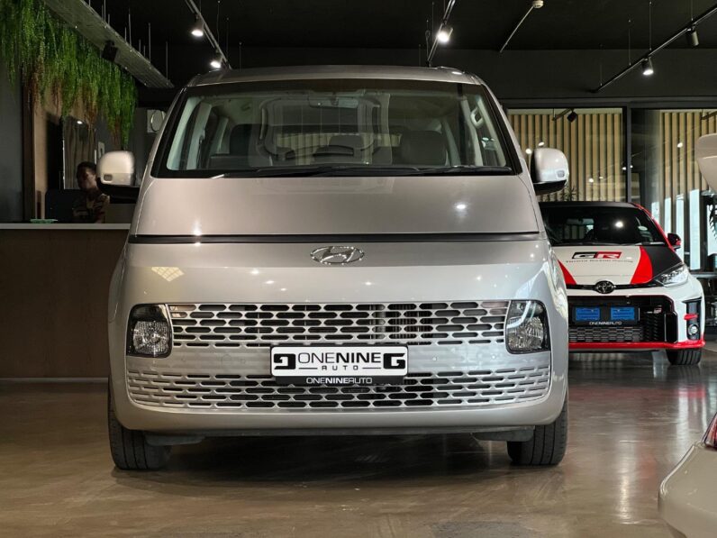 
								2023 Hyundai Staria 2.2D Executive 9-seater full									