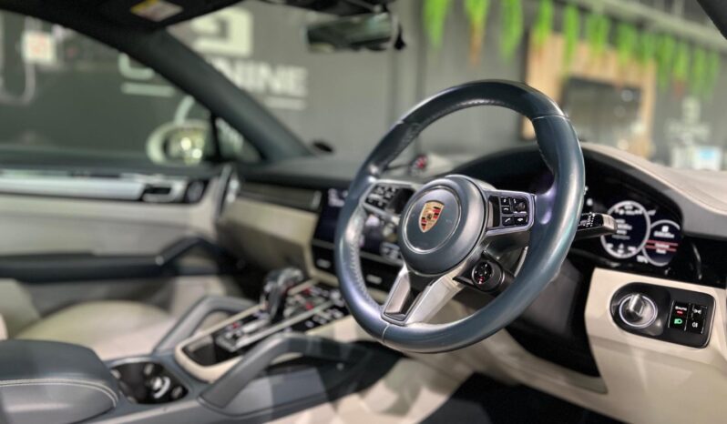 
								2020 Porsche Cayenne S Coupe full									