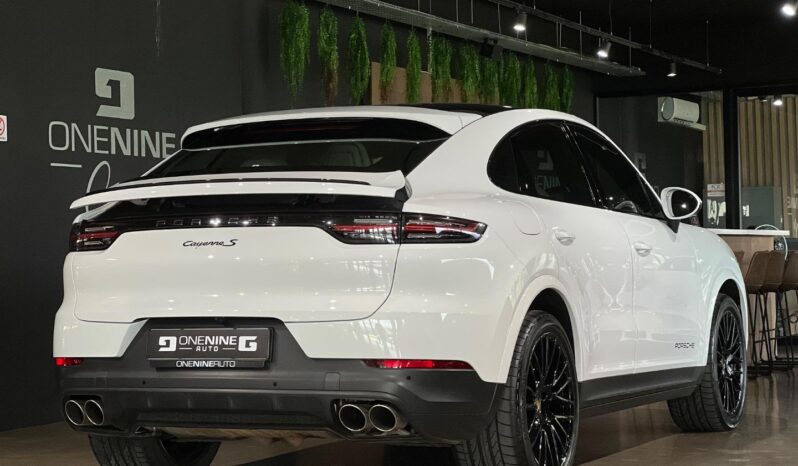 
								2020 Porsche Cayenne S Coupe full									