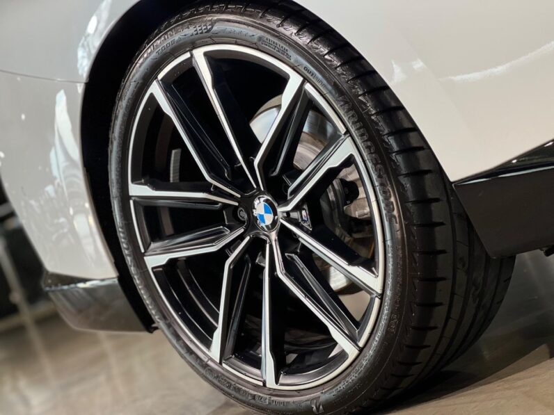 
								2023 BMW 2 Series 220i Coupe M Sport full									