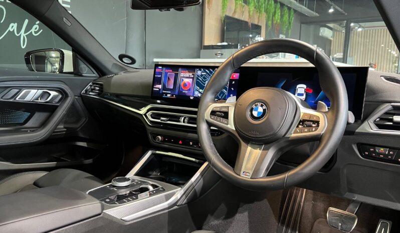 
								2023 BMW 2 Series 220i Coupe M Sport full									