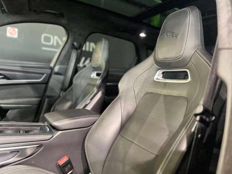 
								2024 Jaguar F-Pace D200 AWD R-Dynamic HSE full									