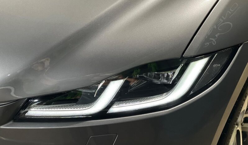 
								2024 Jaguar F-Pace D200 AWD R-Dynamic HSE full									