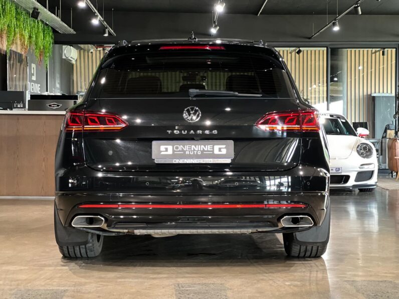 
								2023 Volkswagen Touareg V6 TDI Executive R-Line full									