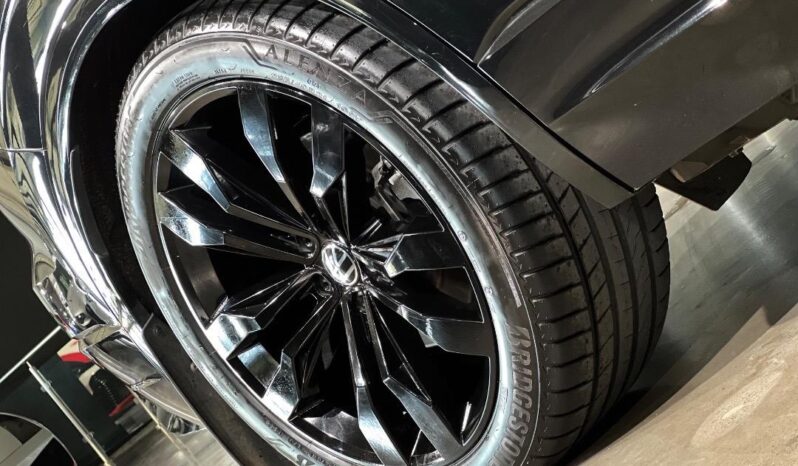 
								2023 Volkswagen Touareg V6 TDI Executive R-Line full									