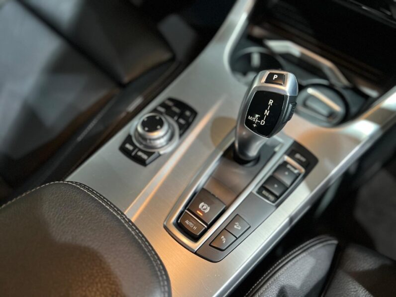 
								2017 BMW X4 xDrive20d M Sport full									