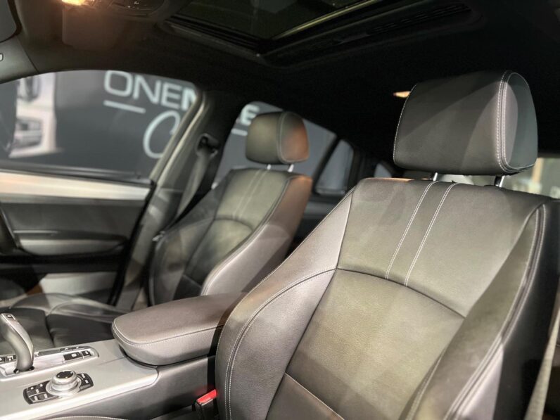 
								2017 BMW X4 xDrive20d M Sport full									