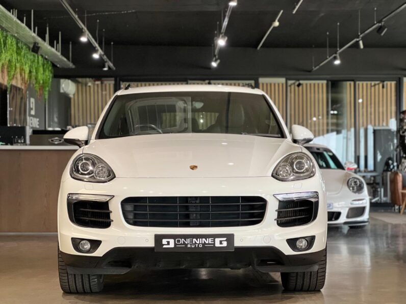 
								2018 Porsche Cayenne Cayenne Platinum Edition full									