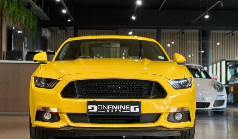 
								2016 Ford Mustang 5.0 GT Fastback full									