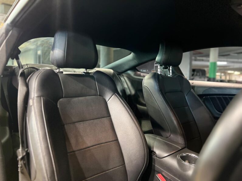 
								2016 Ford Mustang 5.0 GT Fastback full									