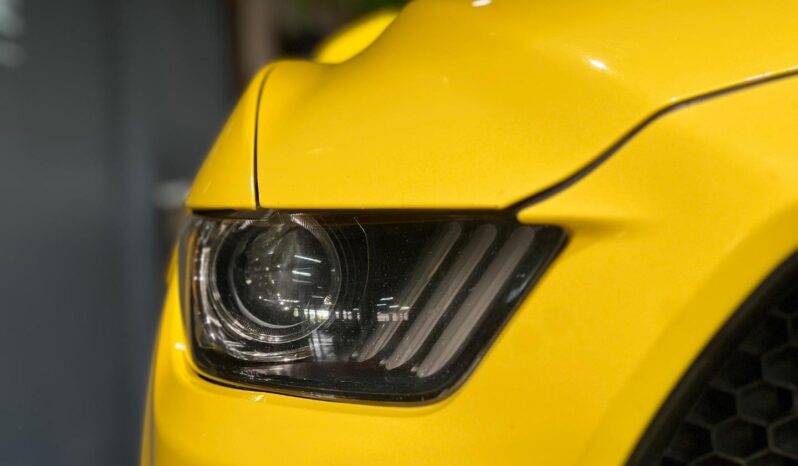 
								2016 Ford Mustang 5.0 GT Fastback full									