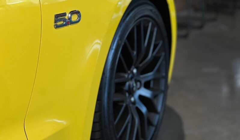 
								2016 Ford Mustang 5.0 GT Fastback full									