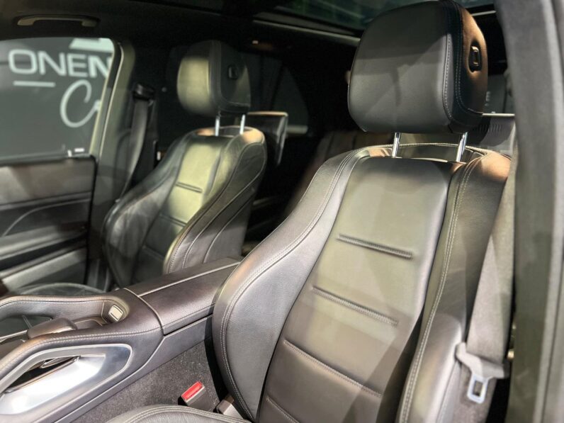 
								2021 Mercedes-Benz GLE GLE400d 4Matic AMG Line full									