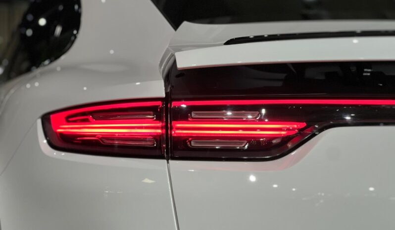 
								2020 Porsche Cayenne S full									