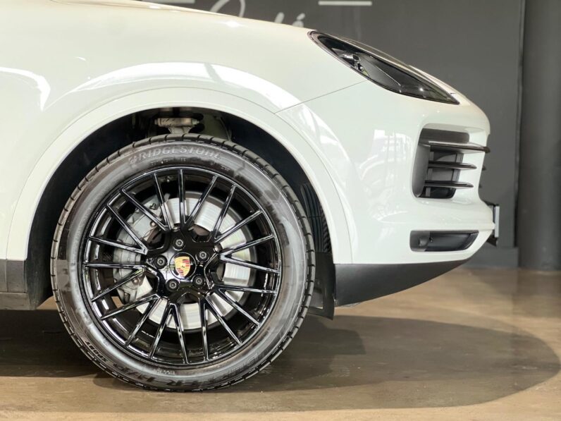
								2020 Porsche Cayenne S full									
