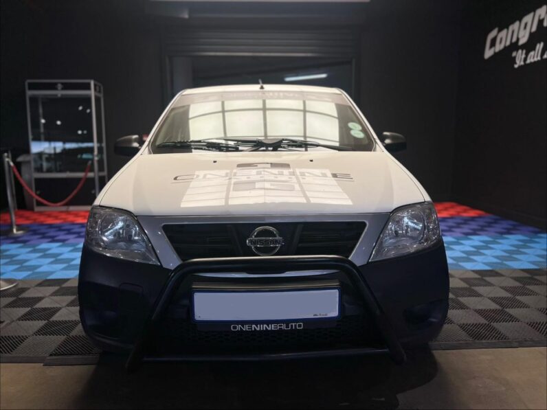 
								2017 Nissan NP200 1.5dCi Safety Pack full									