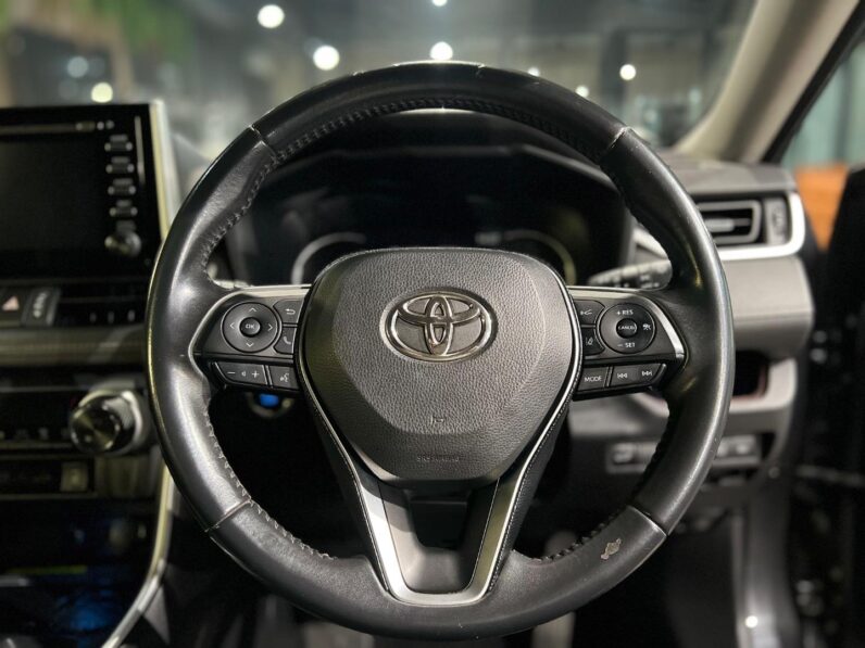 
								2019 Toyota RAV4 2.5 AWD VX full									