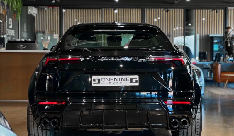 
								2021 Lamborghini Urus Urus full									