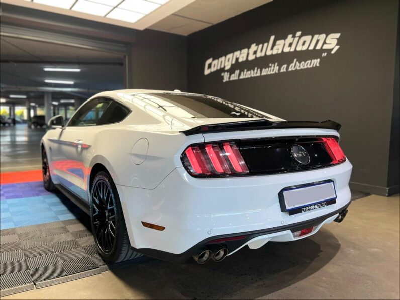 
								2017 Ford Mustang 5.0 GT Fastback Auto full									