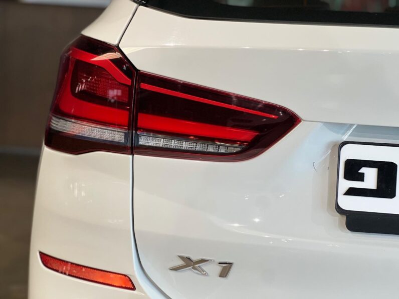 
								2022 BMW X1 sDrive20d M Sport full									