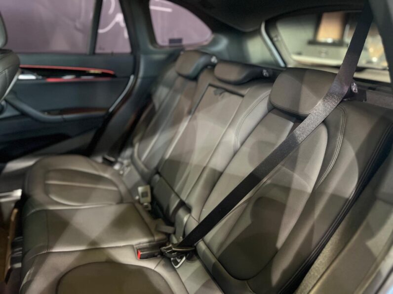 
								2022 BMW X1 sDrive18i M Sport full									