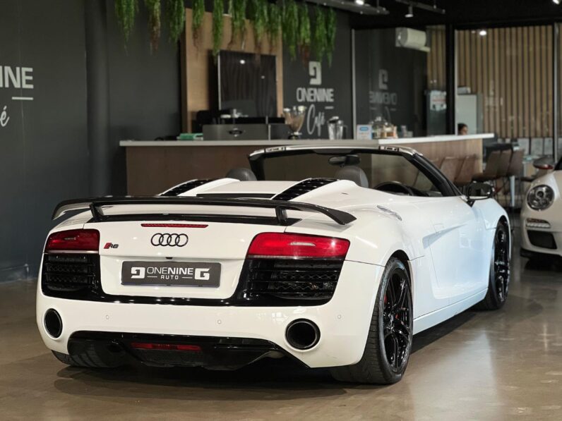 
								2014 Audi R8 4.2 Spyder Quattro full									