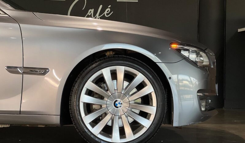 
								2012 BMW 7 Series 740i Innovations full									