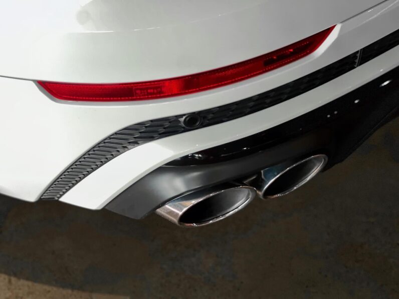 
								2021 Audi SQ8 TDI Quattro full									
