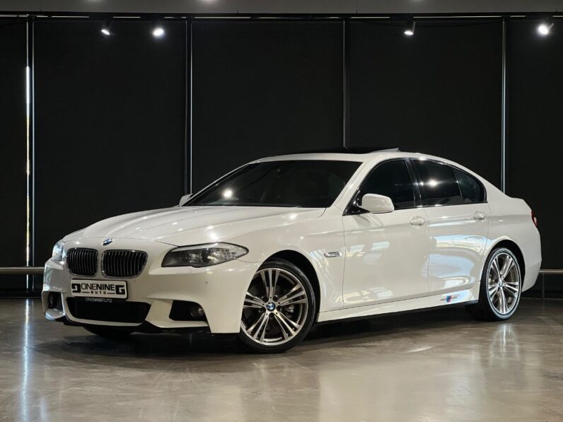 
								2012 BMW 5 Series 520d M Sport full									