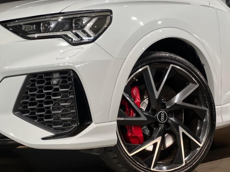 
								2021 Audi RSQ3 Sportback Quattro full									