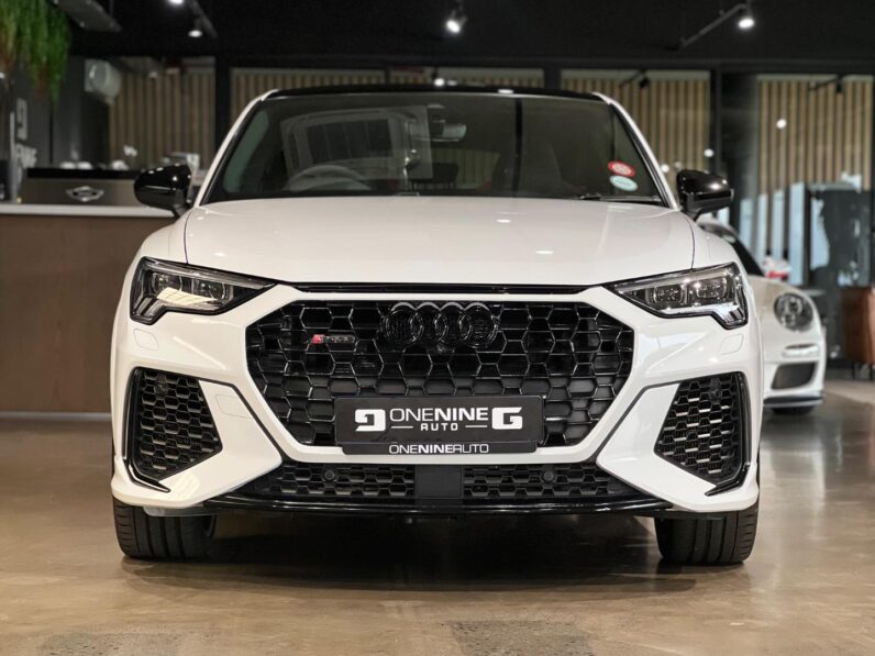
								2021 Audi RSQ3 Sportback Quattro full									