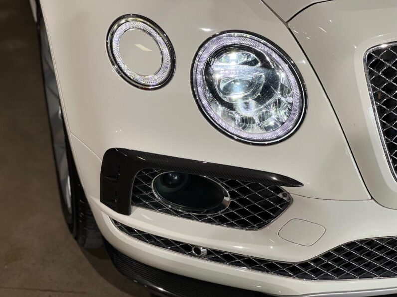 
								2017 Bentley Bentayga W12 full									